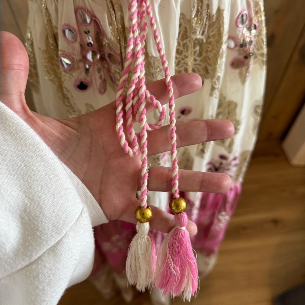 Floral Embellished Maxi Dress in Pink and Cream - 076 - Picture 4 of 7